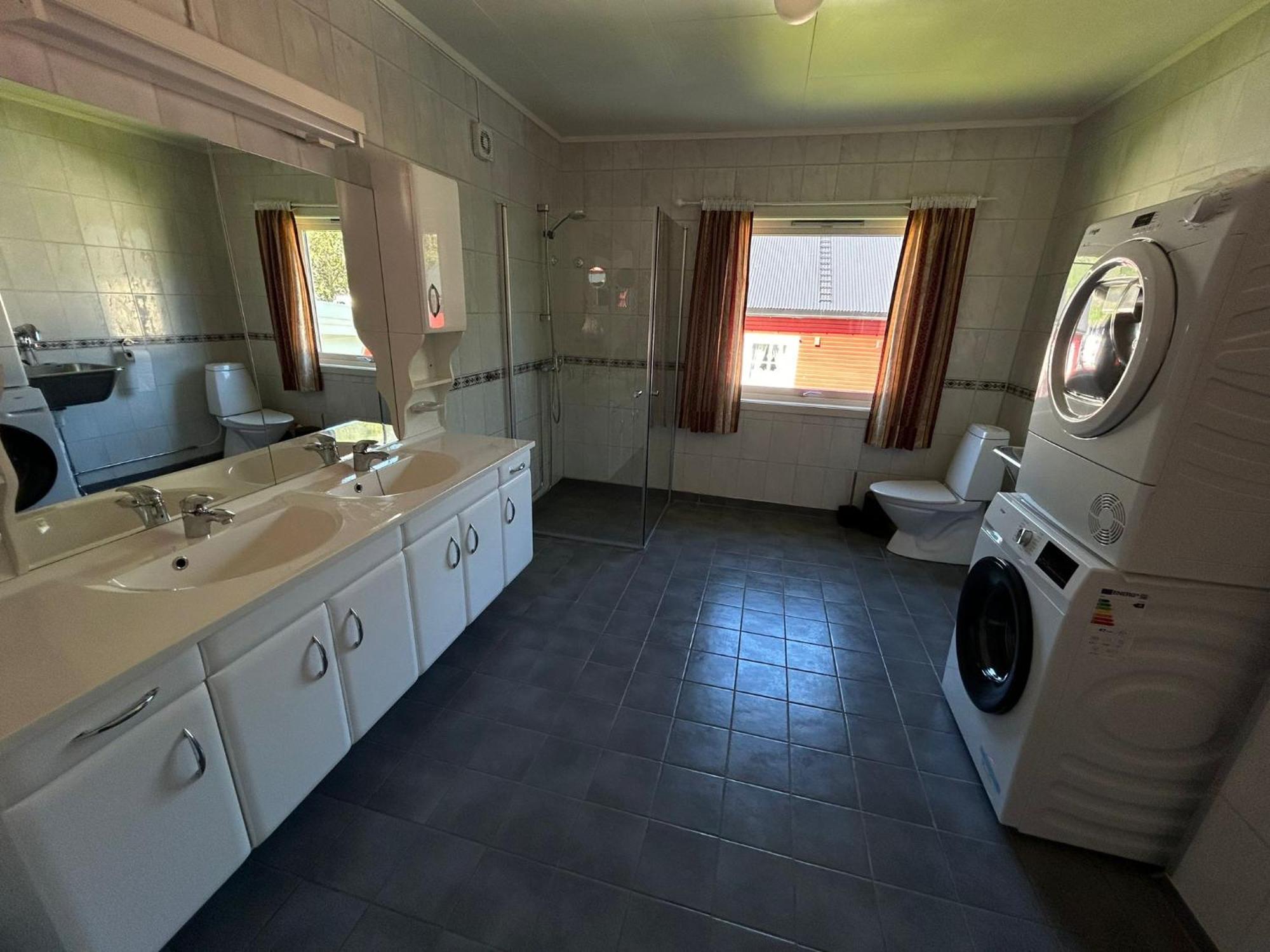 Ferrytale, Cozy, Spacious House On Senja Gryllefjord Bagian luar foto